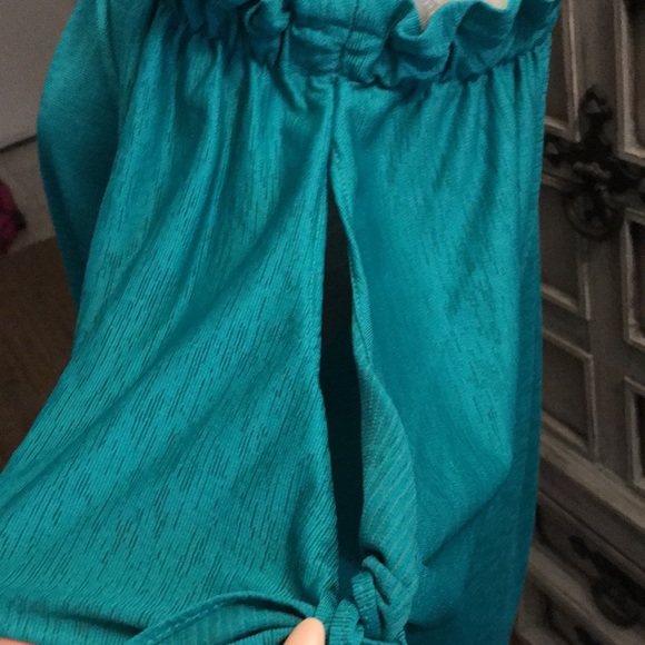 Turquoise Off the shoulder- tie sleeve Blouse - Picture 2 of 3